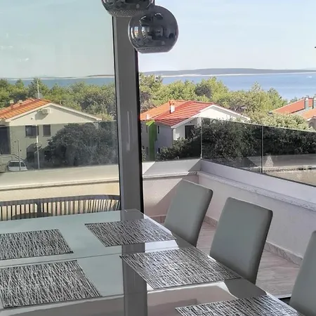 Duplex Apartment *